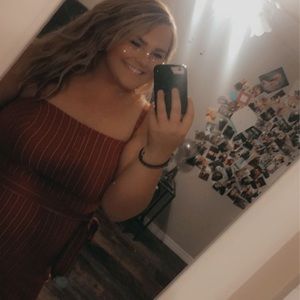 Meet your Posher, Abigail